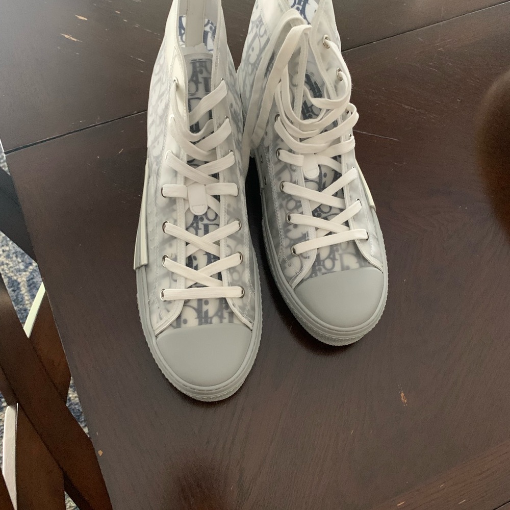 Dior White and Gray High-Top Sneakers - Picture 2 of 7
